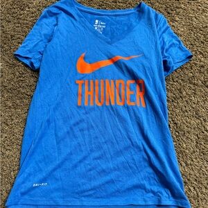 Nike women’s thunder shirt